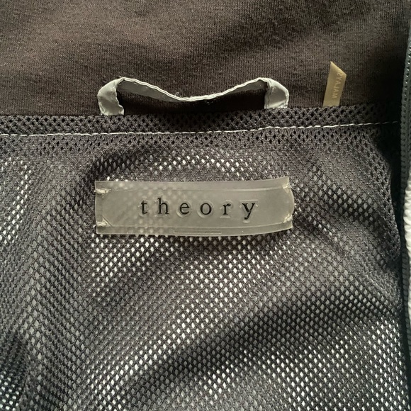 Theory light grey windbreaker - Picture 2 of 4